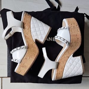 CHANEL White Quilted Platform Sandals 7